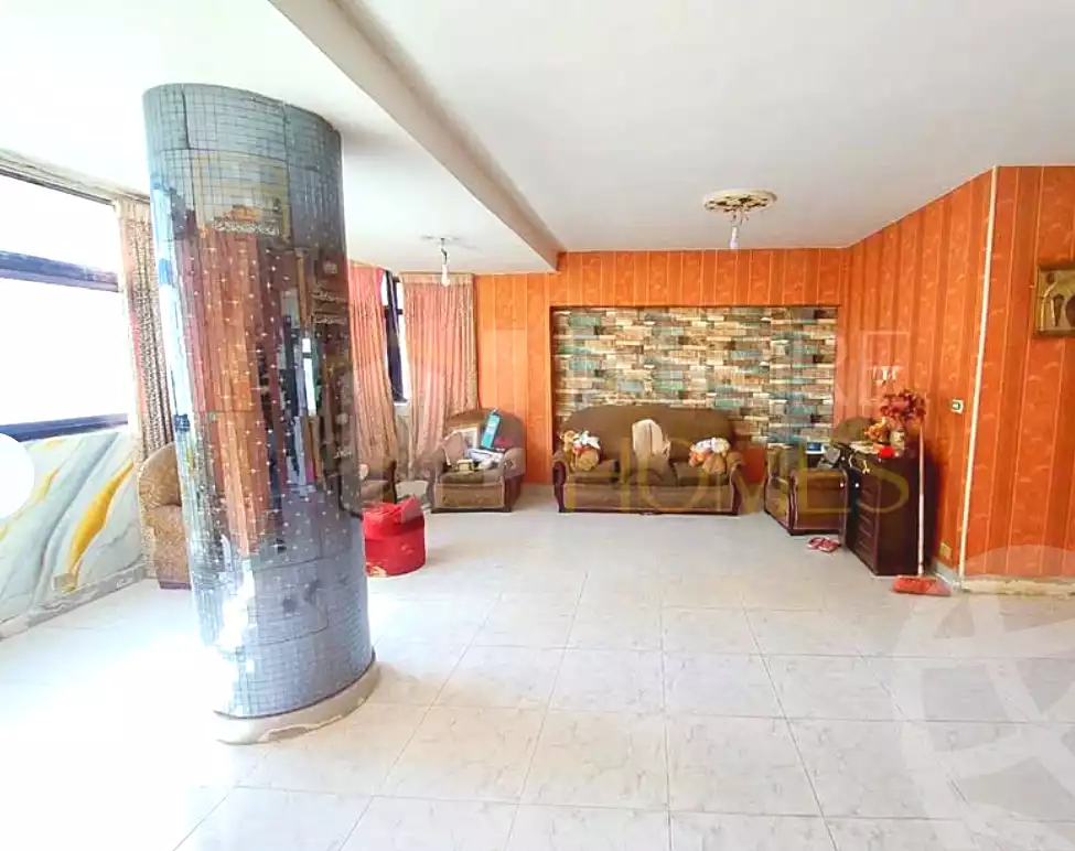 https://aqarmap.com.eg/ar/listing/7123595-for-rent-alexandria-camp-cesar-al-garatli-st