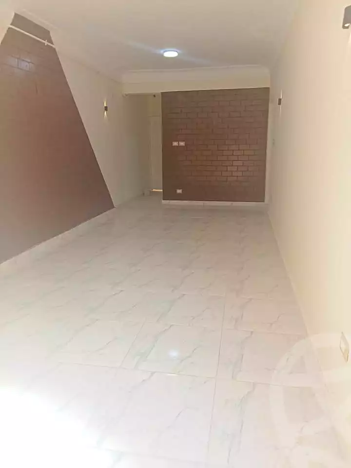 https://aqarmap.com.eg/en/listing/7123728-for-sale-alexandria-al-agamy-lbytsh-shahr-al-assal-st