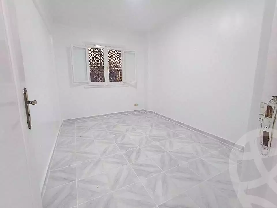 https://aqarmap.com.eg/ar/listing/7123733-for-sale-alexandria-al-agamy-shataa-el-nakheel