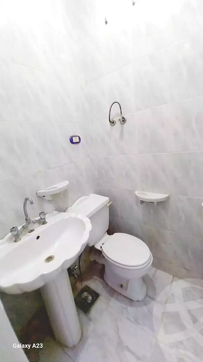 https://aqarmap.com.eg/ar/listing/7123984-for-sale-alexandria-al-agamy-shataa-el-nakheel