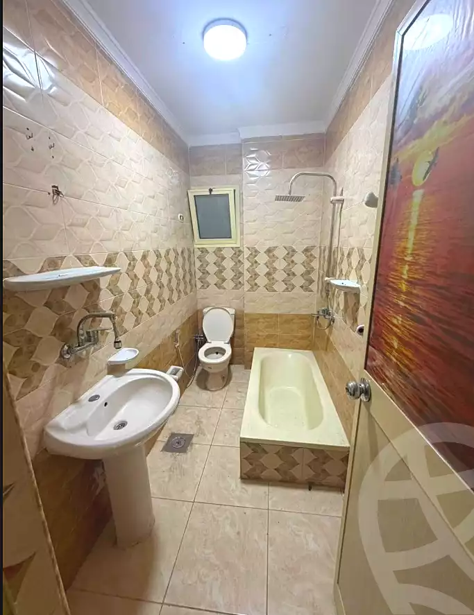https://aqarmap.com.eg/en/listing/7124048-for-sale-alexandria-lsywf-el-falki