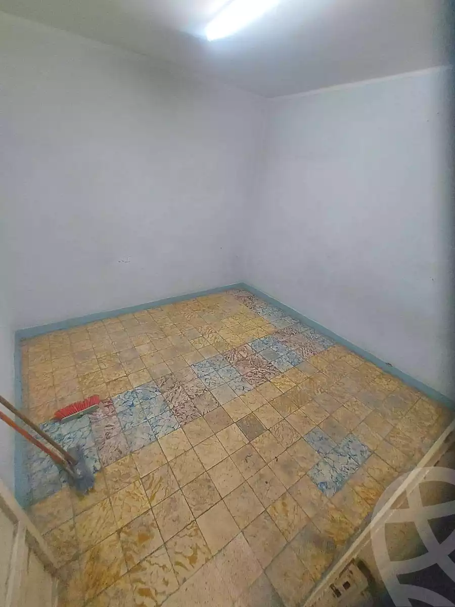 https://aqarmap.com.eg/en/listing/7124074-for-sale-cairo-helwan-sherif-st