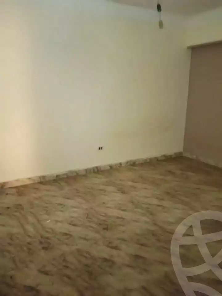https://aqarmap.com.eg/ar/listing/7124399-for-sale-alexandria-al-agamy-el-hanouvel-al-haded-we-al-soulb-st