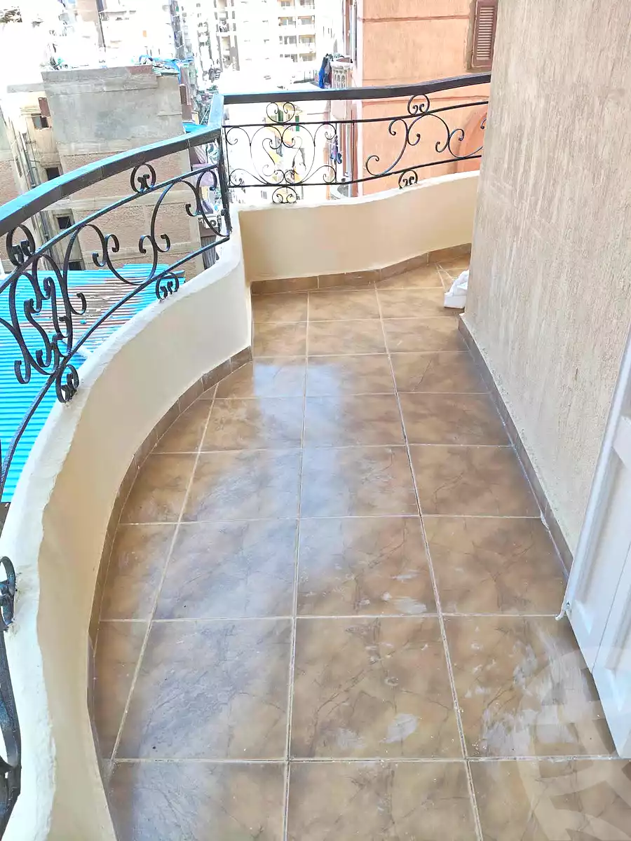 https://aqarmap.com.eg/en/listing/7124625-for-sale-alexandria-miami-shr-jml-bd-lnsr