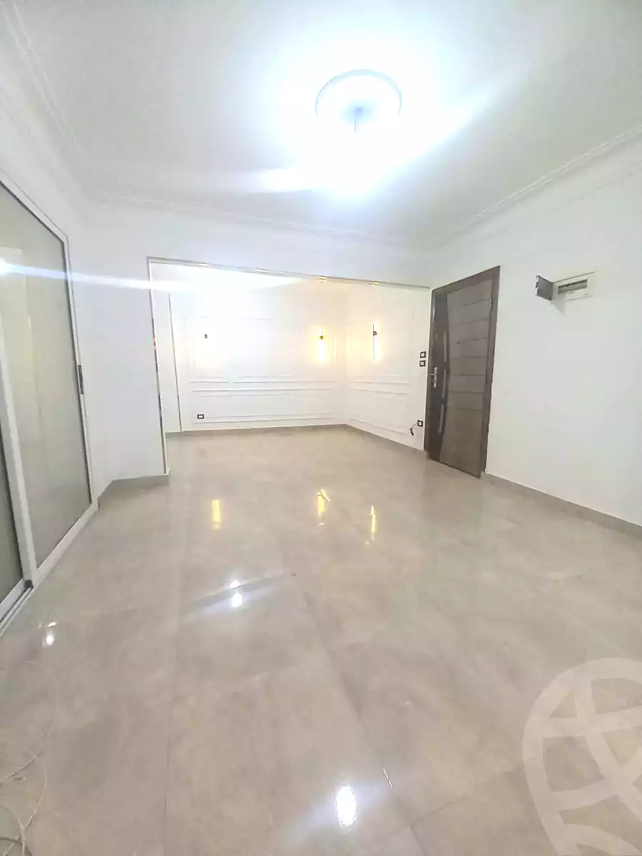 https://aqarmap.com.eg/ar/listing/7124695-for-sale-alexandria-sydy-bshr-sydy-bshr-bhry