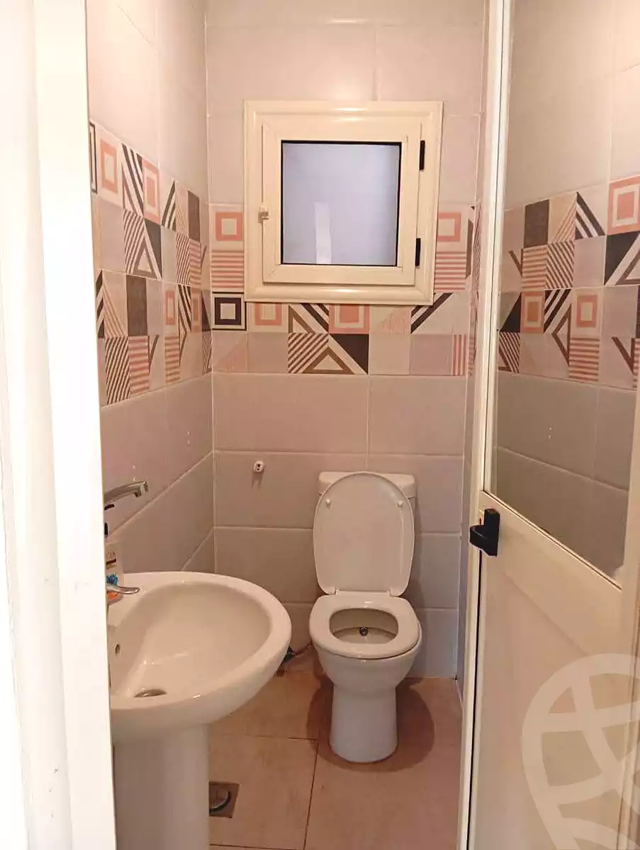 https://aqarmap.com.eg/en/listing/7124850-for-rent-alexandria-ganaklis-shr-bw-qyr-tryq-lhry