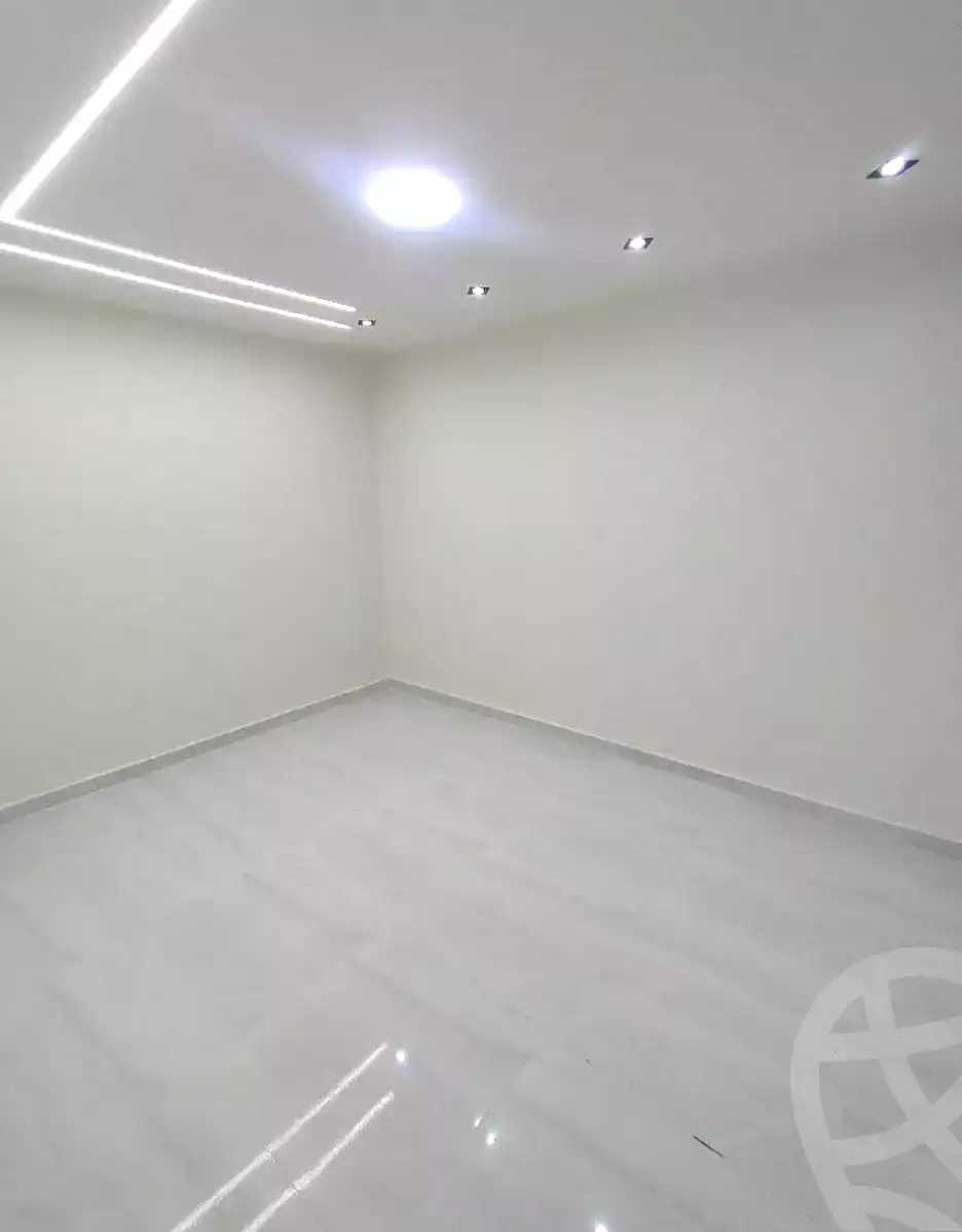 https://aqarmap.com.eg/ar/listing/7124839-for-sale-alexandria-el-mandara-shr-jml-bd-lnsr