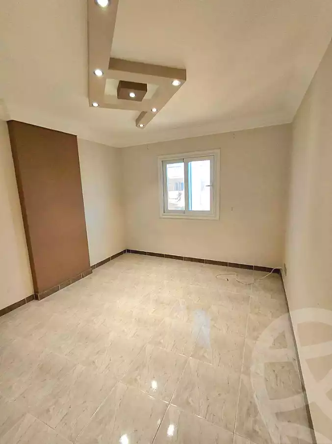 https://aqarmap.com.eg/ar/listing/7125170-for-sale-alexandria-sydy-bshr-sydy-bshr-bhry-khalil-hamada-st