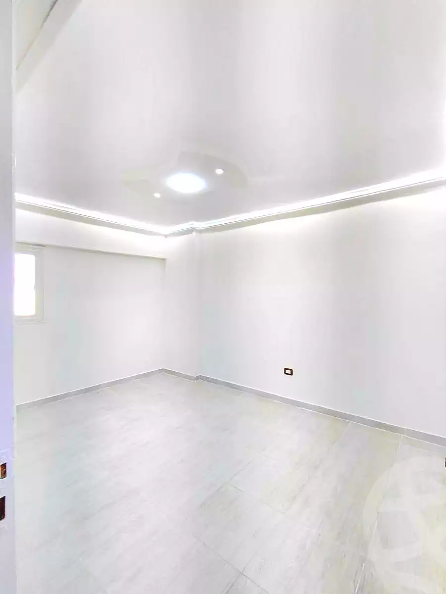https://aqarmap.com.eg/ar/listing/7125272-for-sale-alexandria-al-agamy-shataa-el-nakheel