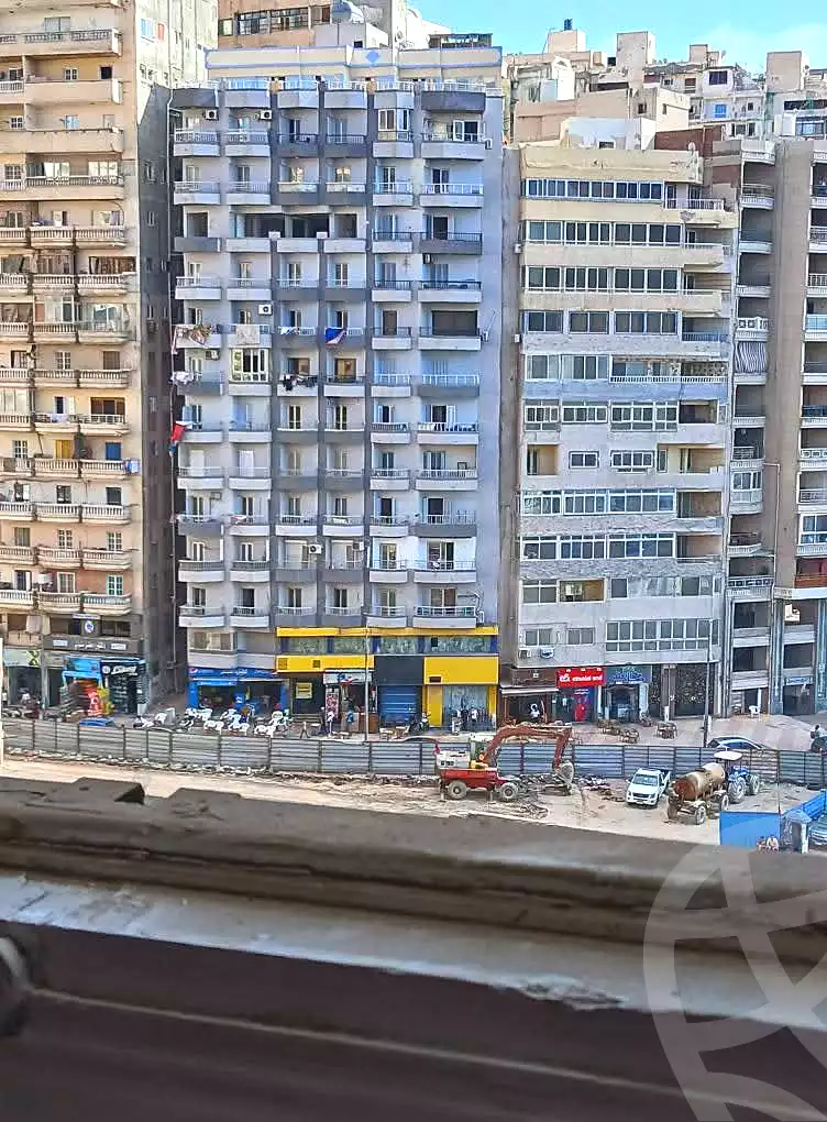 https://aqarmap.com.eg/ar/listing/7125276-for-sale-alexandria-sydy-bshr-sydy-bshr-bhry