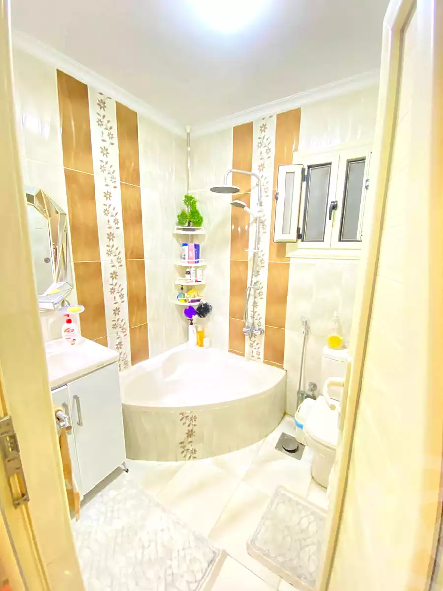 https://aqarmap.com.eg/en/listing/7125328-for-sale-alexandria-al-agamy-shataa-el-nakheel