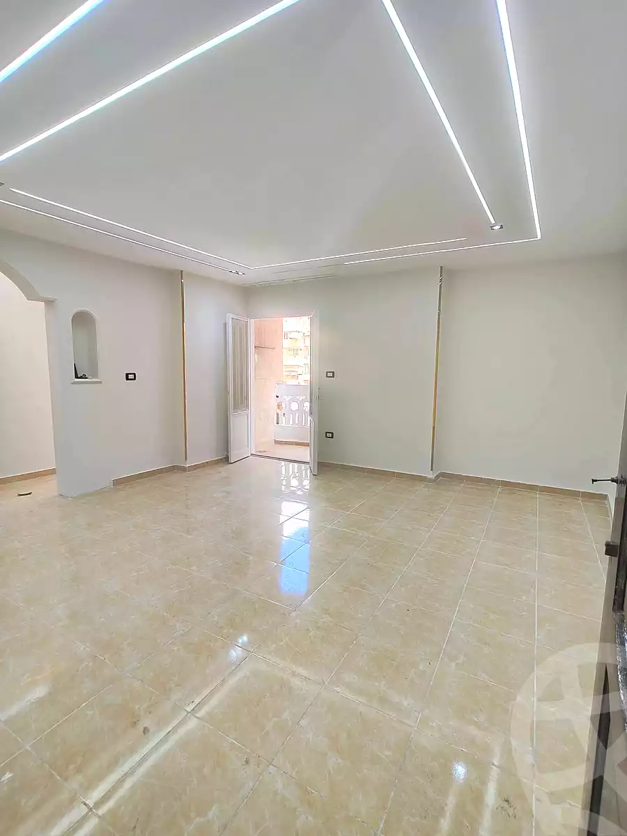 https://aqarmap.com.eg/ar/listing/7125480-for-sale-alexandria-miami-farook-abd-al-wahab-st