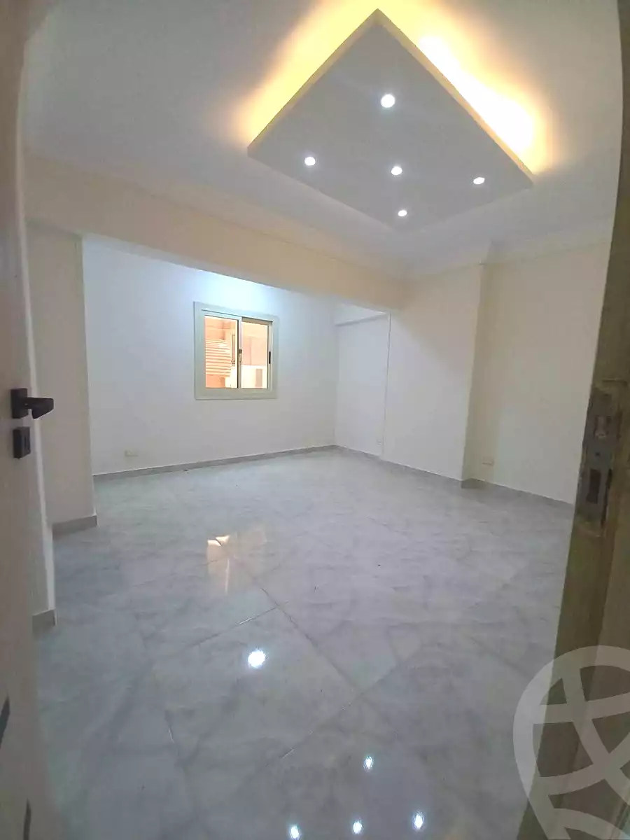 https://aqarmap.com.eg/ar/listing/7125581-for-sale-alexandria-sydy-bshr-sydy-bshr-bhry-shr-mhmd-njyb