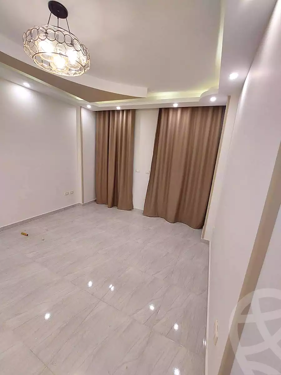 https://aqarmap.com.eg/ar/listing/7125682-for-sale-cairo-helwan-helwan-el-sharkeya-saleh-sobhy-st