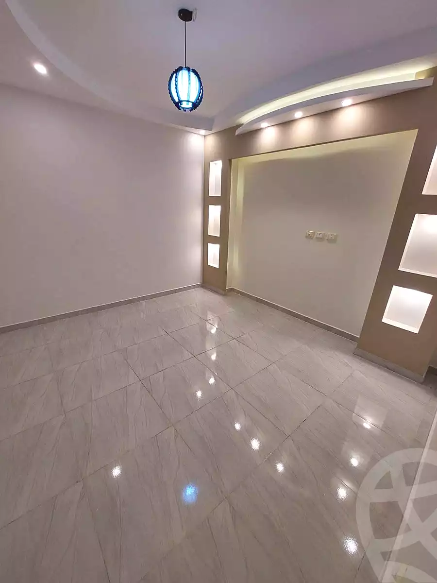 https://aqarmap.com.eg/ar/listing/7125682-for-sale-cairo-helwan-helwan-el-sharkeya-saleh-sobhy-st