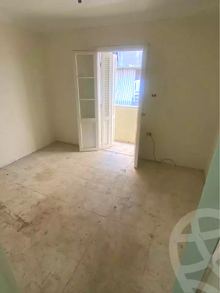 https://aqarmap.com.eg/ar/listing/7125801-for-sale-alexandria-ganaklis