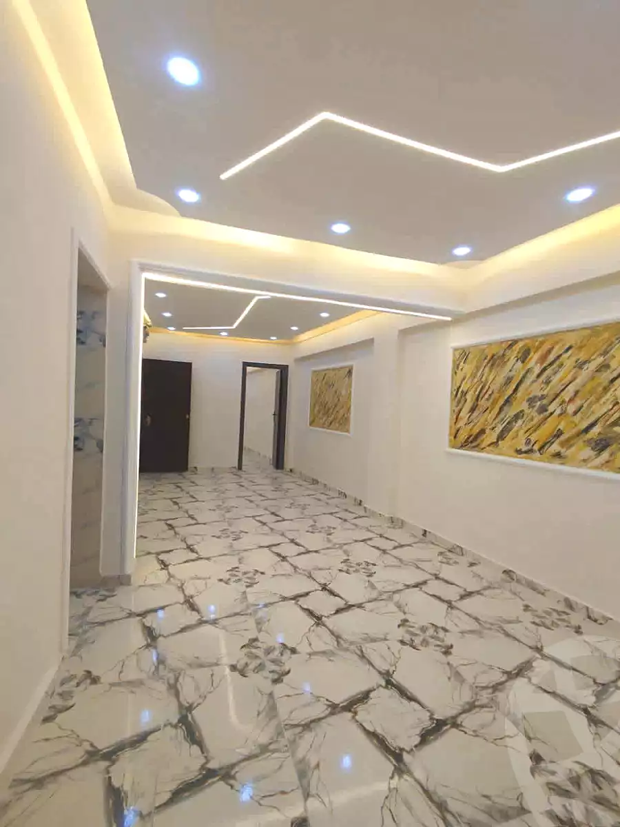 https://aqarmap.com.eg/ar/listing/7125805-for-sale-alexandria-al-agamy-lbytsh-ain-shams-st