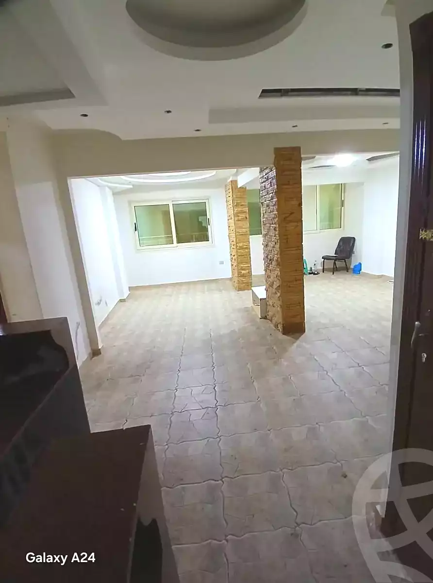 https://aqarmap.com.eg/ar/listing/7125840-for-rent-alexandria-el-asafra-l-sfr-bhry
