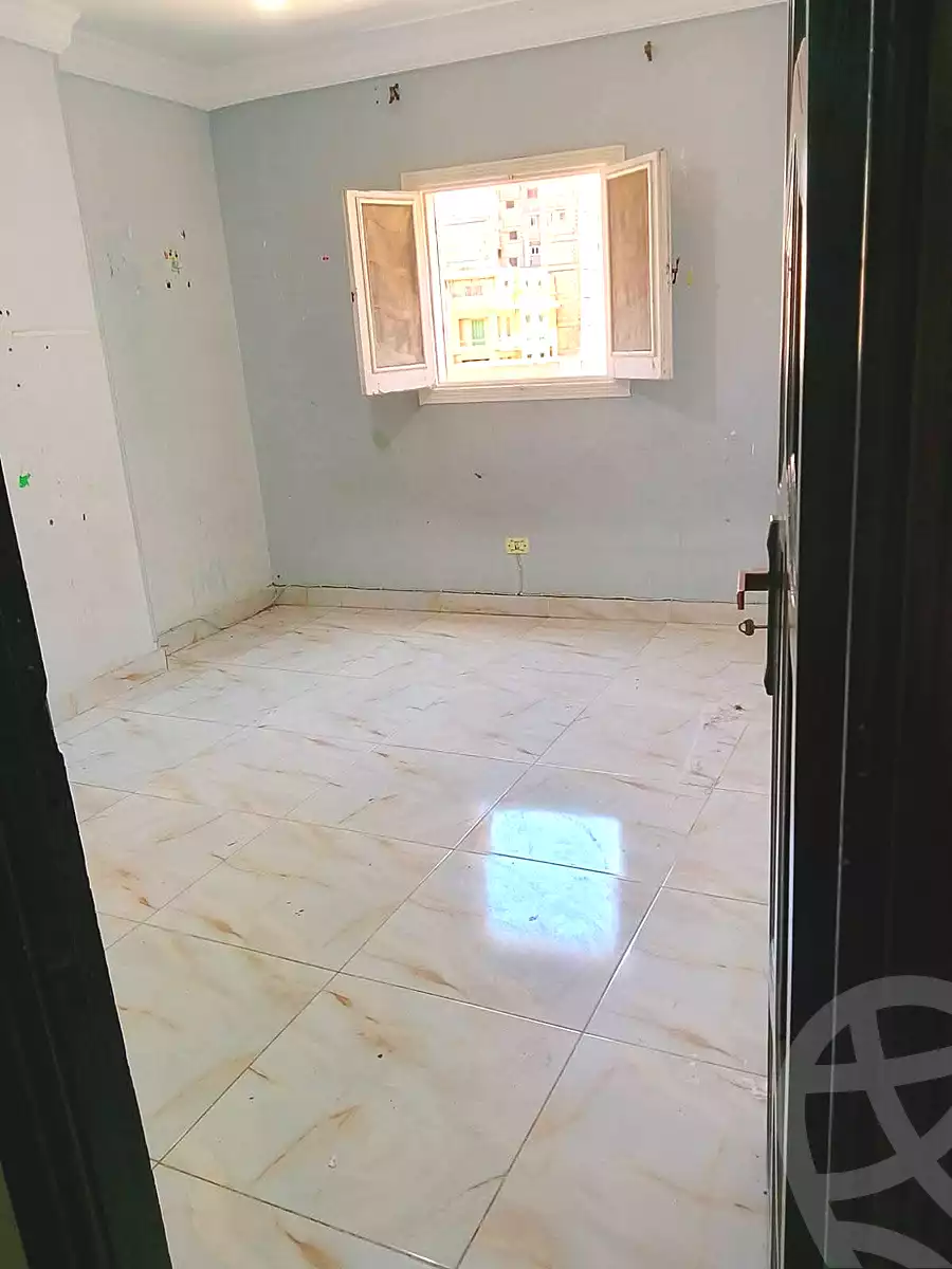 https://aqarmap.com.eg/ar/listing/7125908-for-sale-alexandria-camp-cesar