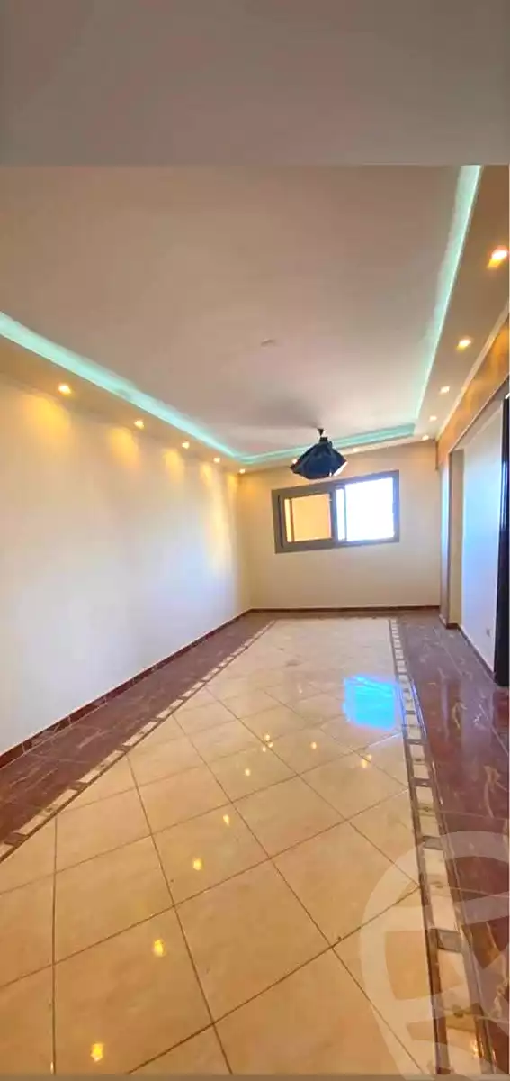 https://aqarmap.com.eg/ar/listing/7125951-for-sale-alexandria-al-agamy-lbytsh-el-saleheen-mosque-st