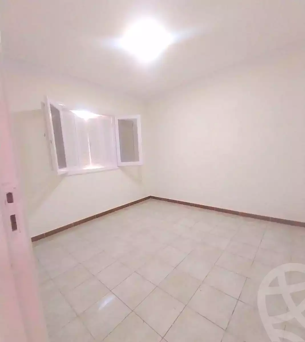 https://aqarmap.com.eg/ar/listing/7126167-for-sale-alexandria-al-agamy-shataa-el-nakheel
