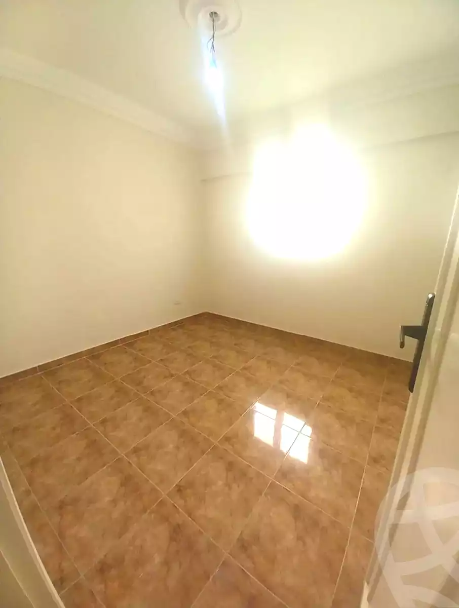 https://aqarmap.com.eg/ar/listing/7126393-for-sale-alexandria-sydy-bshr-sydy-bshr-bhry