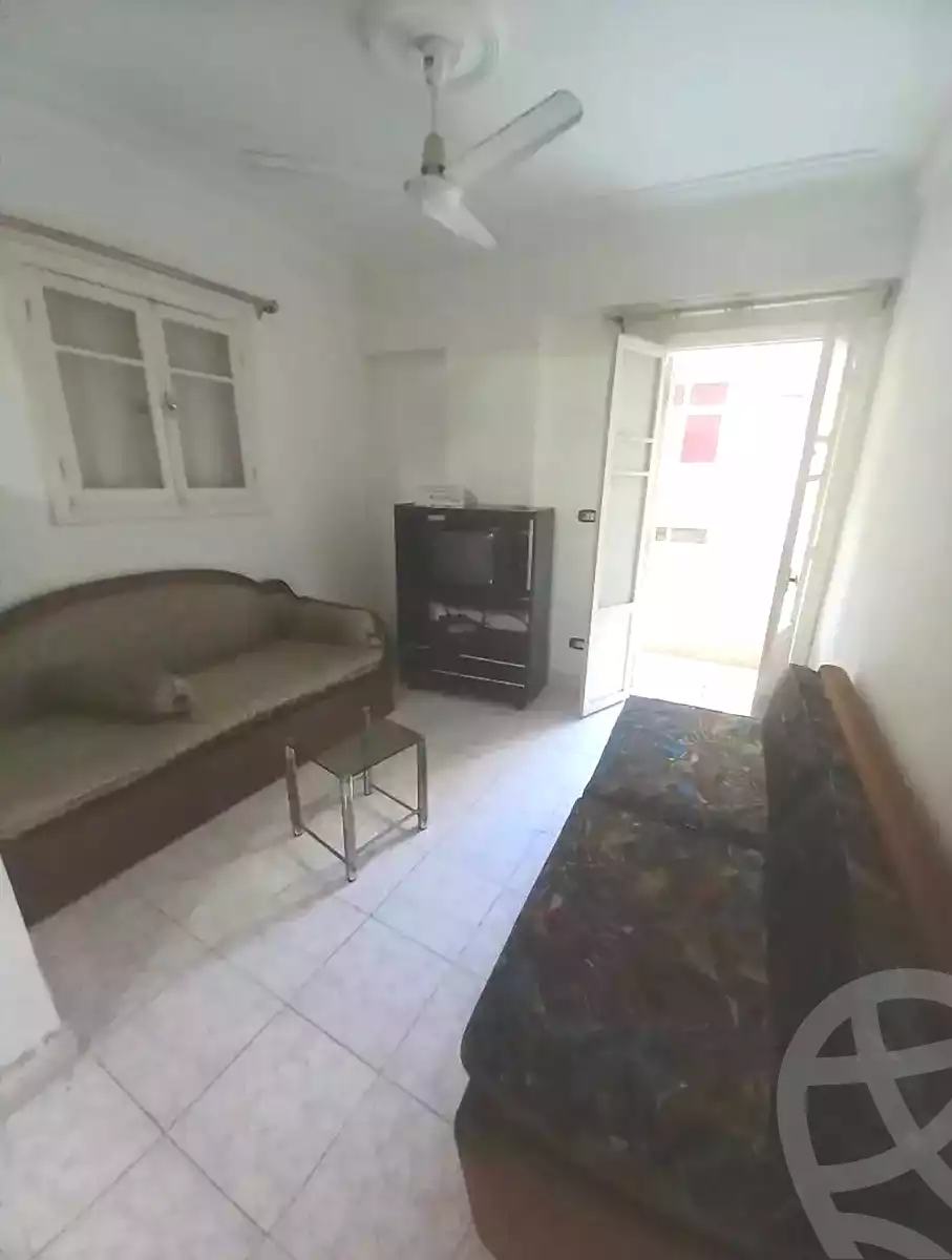 https://aqarmap.com.eg/ar/listing/7126414-for-sale-alexandria-sydy-bshr-sydy-bshr-bhry-khalil-hamada-st