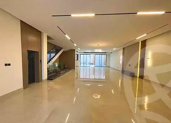 https://aqarmap.com.eg/ar/listing/7126818-for-sale-cairo-new-cairo-compounds-sarai-elan-sarai-compound