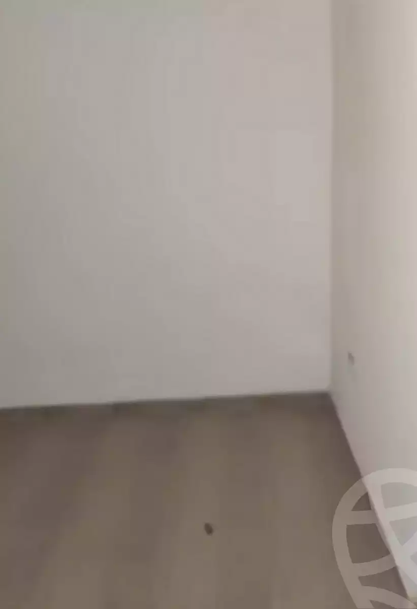 https://aqarmap.com.eg/ar/listing/7126317-for-sale-cairo-ain-shams-ain-shams-el-sharkia-el-horeya-st