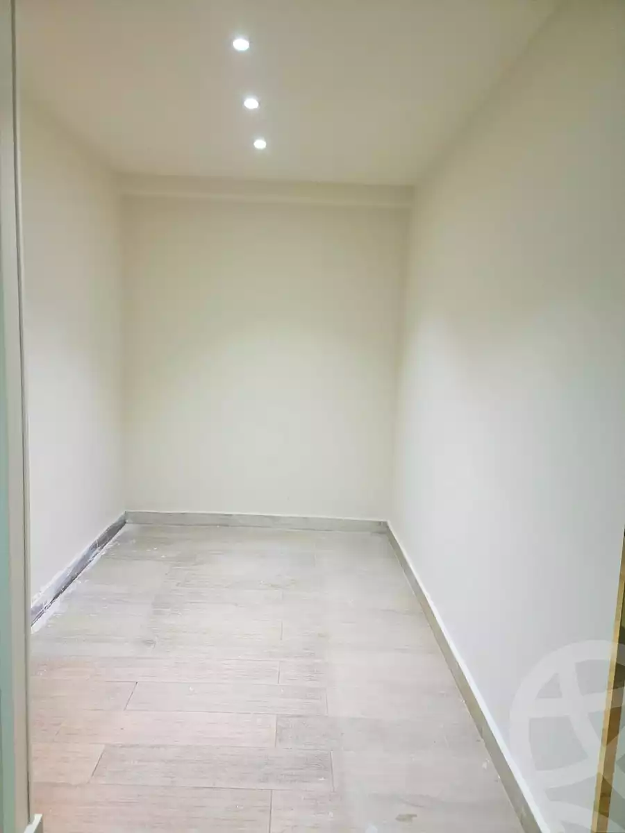 https://aqarmap.com.eg/ar/listing/7127015-for-sale-cairo-new-cairo-el-ahyaa-first-neighborhood-street-1