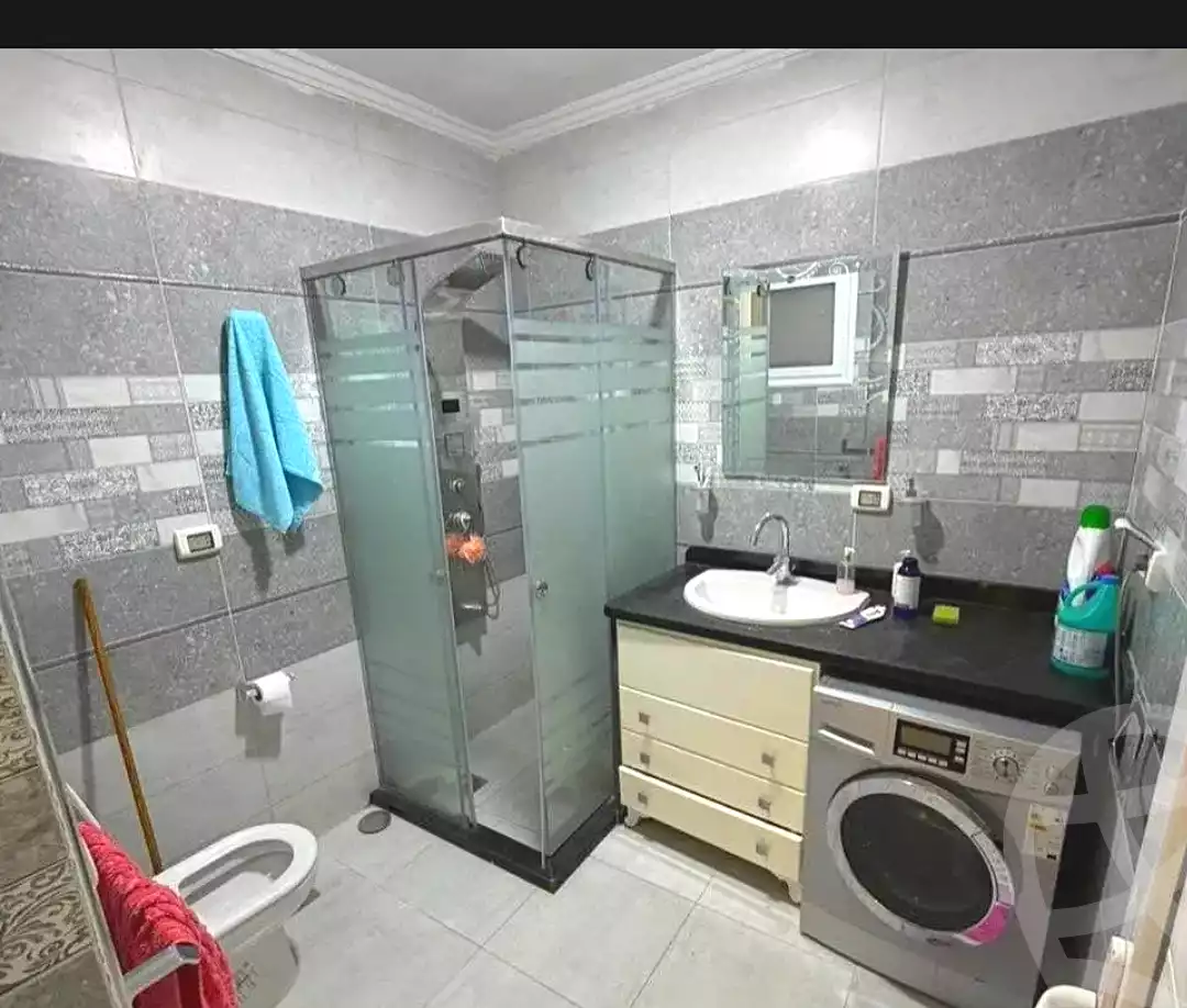 https://aqarmap.com.eg/ar/listing/7127034-for-sale-alexandria-moharram-bey-grin-st