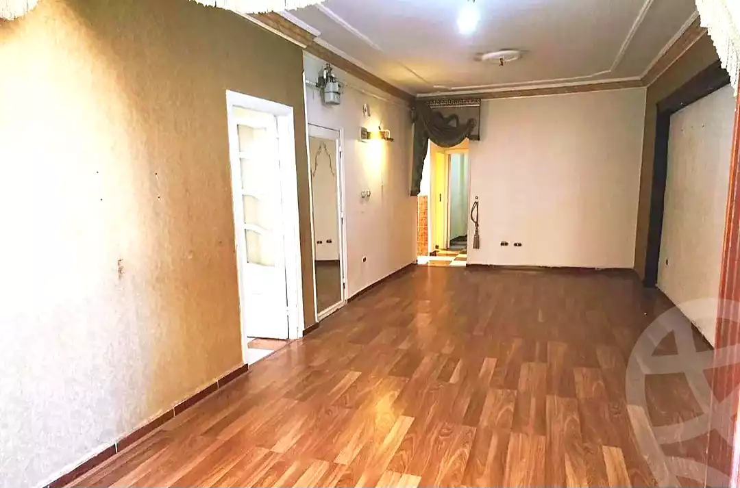 https://aqarmap.com.eg/ar/listing/7128268-for-rent-alexandria-miami-amin-khirat-al-ghandour-st
