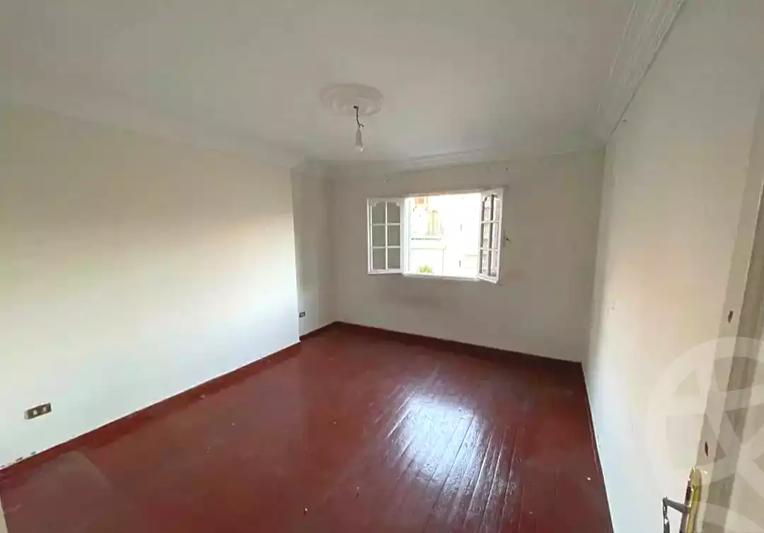 https://aqarmap.com.eg/en/listing/7128340-for-sale-alexandria-moharram-bey