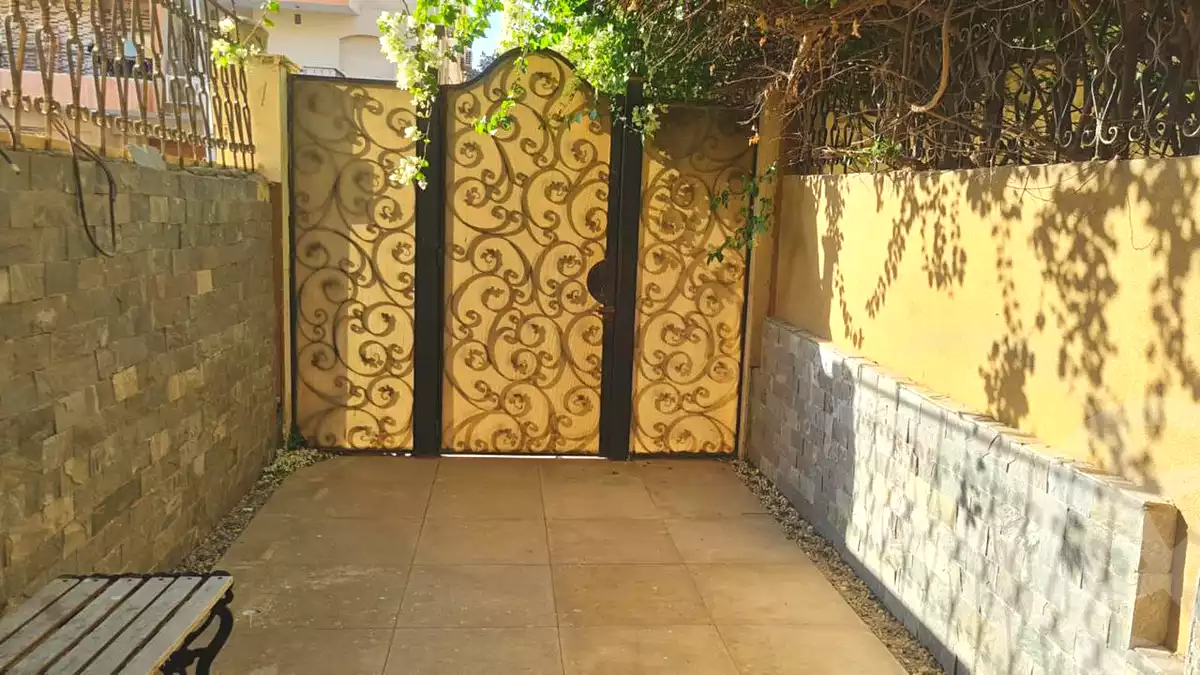 https://aqarmap.com.eg/ar/listing/7128403-for-sale-cairo-new-cairo-el-ahyaa-first-neighborhood-street-3