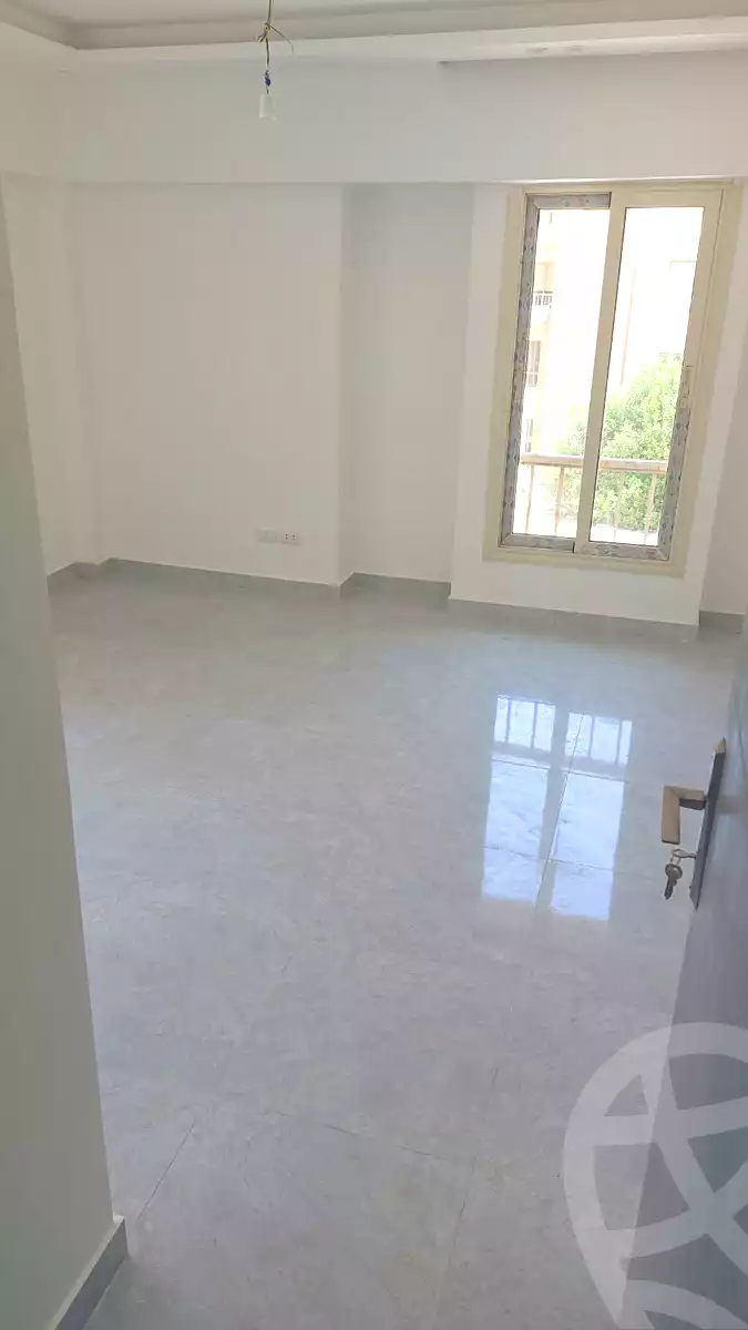 https://aqarmap.com.eg/ar/listing/7128675-for-sale-cairo-6th-of-october-compounds-garden-hills