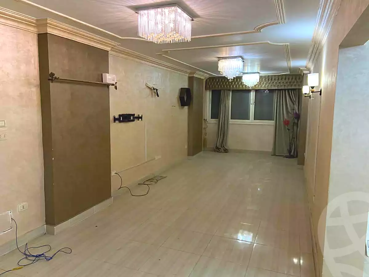 https://aqarmap.com.eg/en/listing/7129123-for-sale-cairo-ain-shams-el-naam-shahin-st