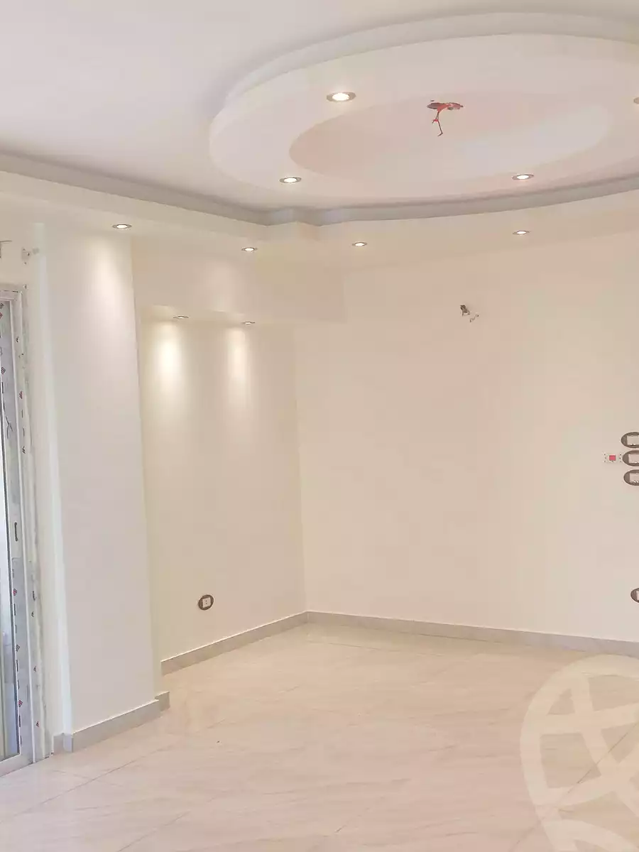 https://aqarmap.com.eg/en/listing/7129328-for-rent-cairo-new-cairo-compounds-the-square