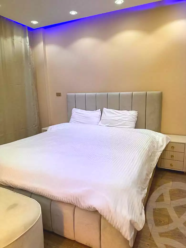 https://aqarmap.com.eg/ar/listing/7129367-for-rent-cairo-6th-of-october-compounds-jn-ktwbr