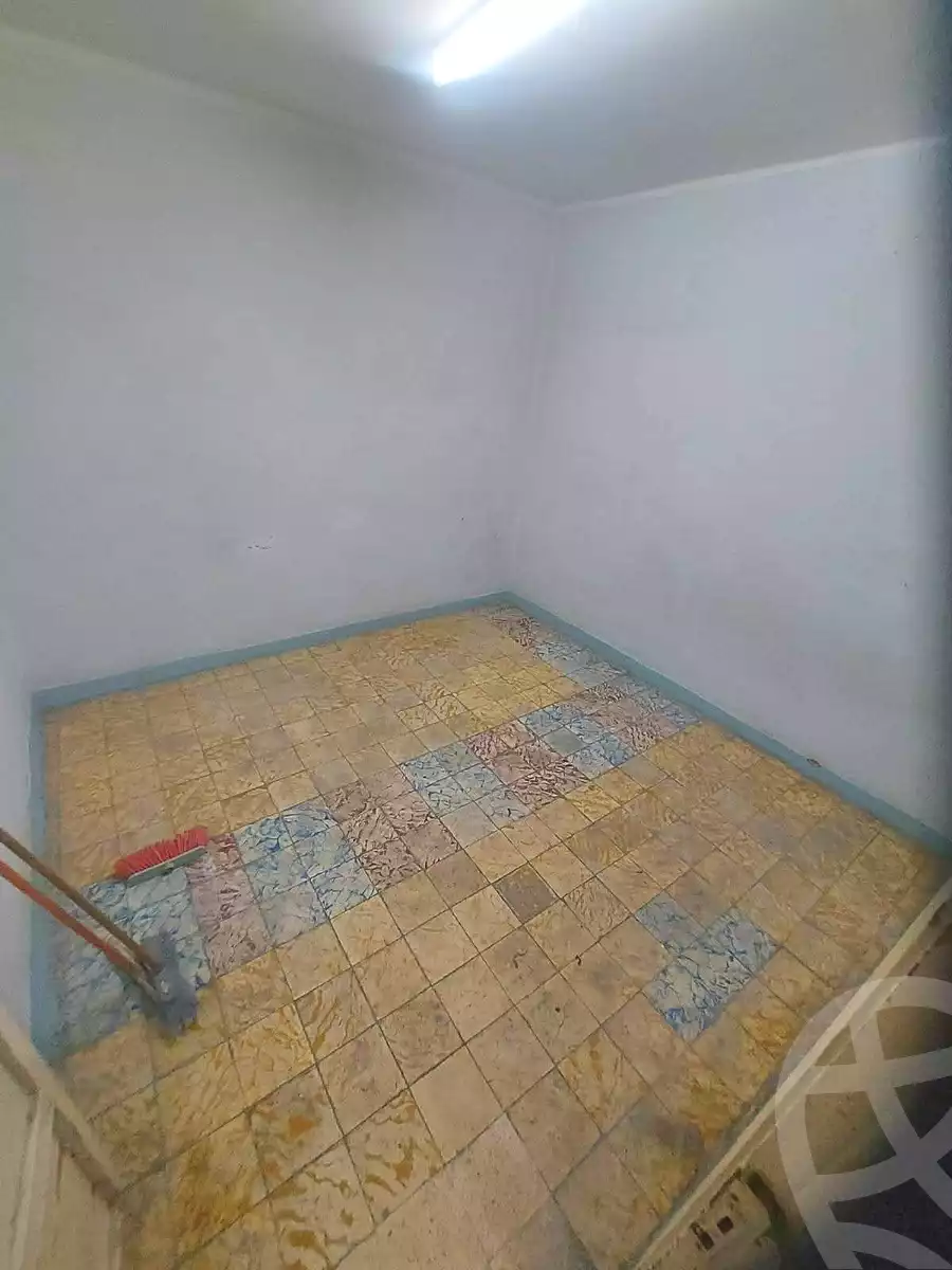 https://aqarmap.com.eg/en/listing/7129419-for-sale-cairo-helwan-sherif-st