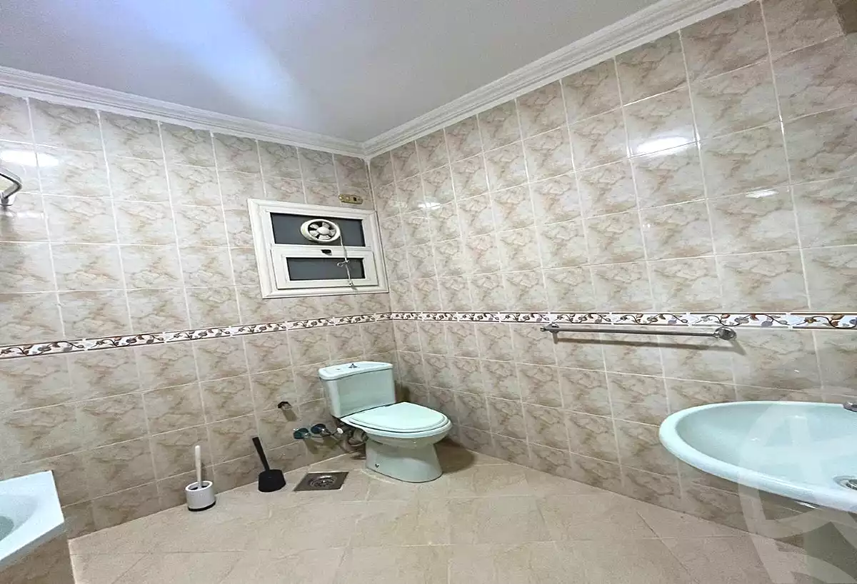 https://aqarmap.com.eg/ar/listing/7129452-for-sale-cairo-new-cairo-el-ahyaa-fifth-neighborhood-street-28