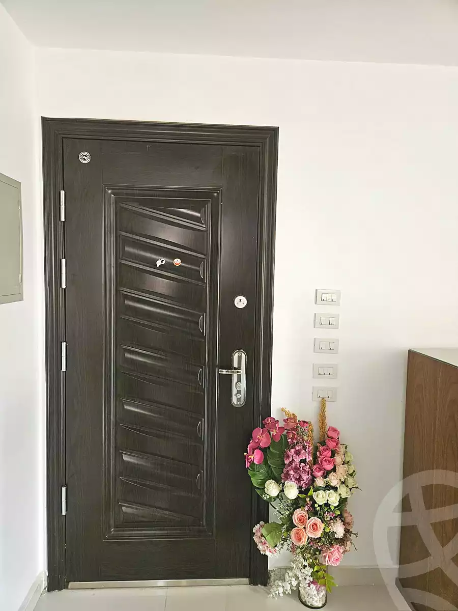 https://aqarmap.com.eg/en/listing/7129469-for-sale-cairo-el-sheikh-zayed-city-el-hay-elthamen-area-1