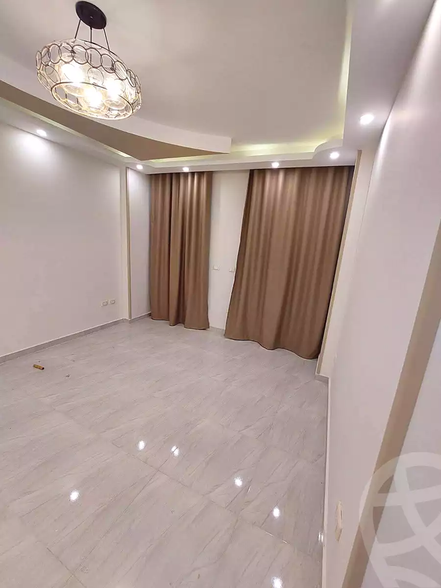 https://aqarmap.com.eg/ar/listing/7129484-for-sale-cairo-helwan-helwan-el-sharkeya-saleh-sobhy-st