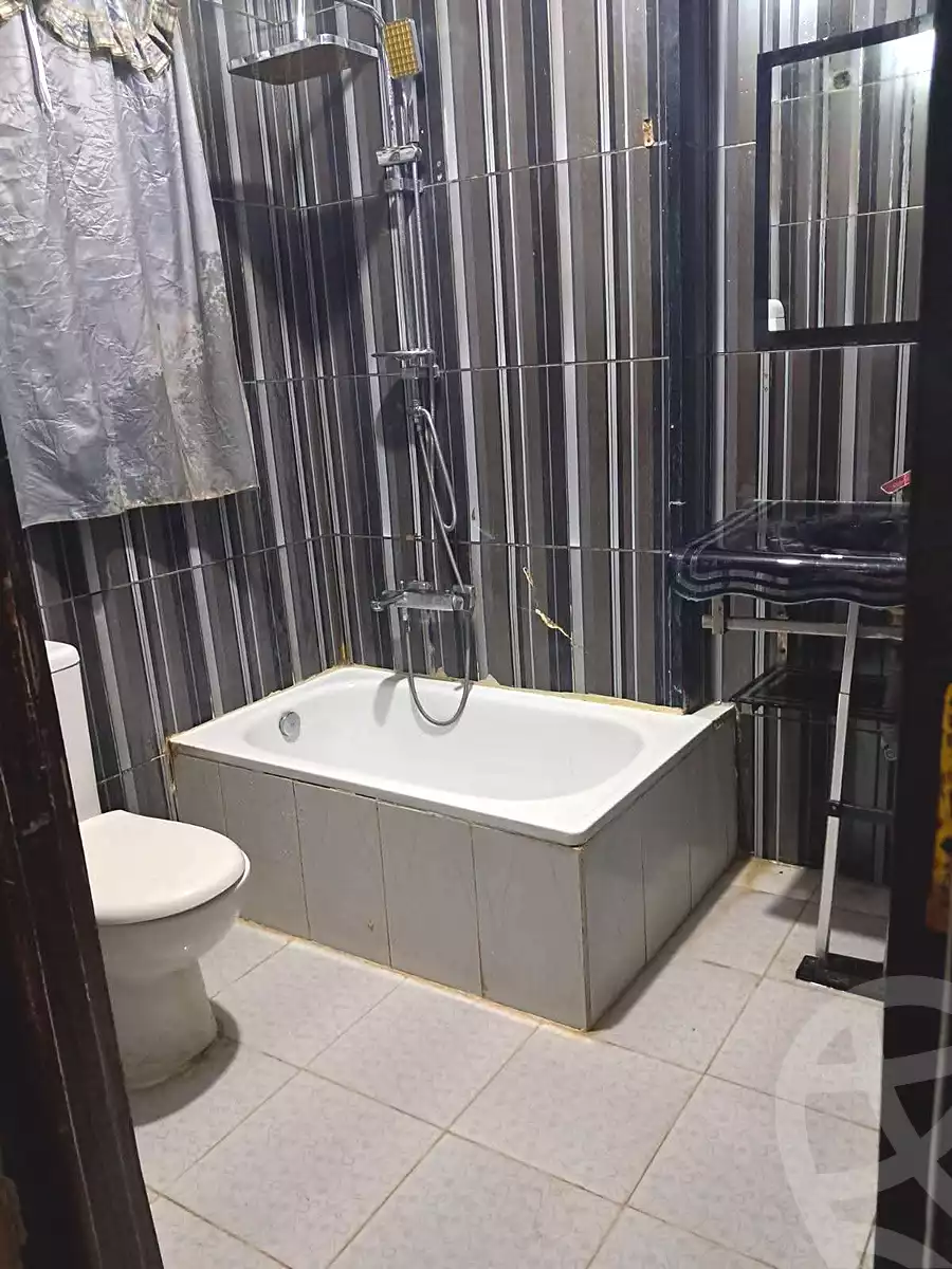https://aqarmap.com.eg/en/listing/7129569-for-sale-cairo-helwan-mnshy-yn-hlwn-rael-st