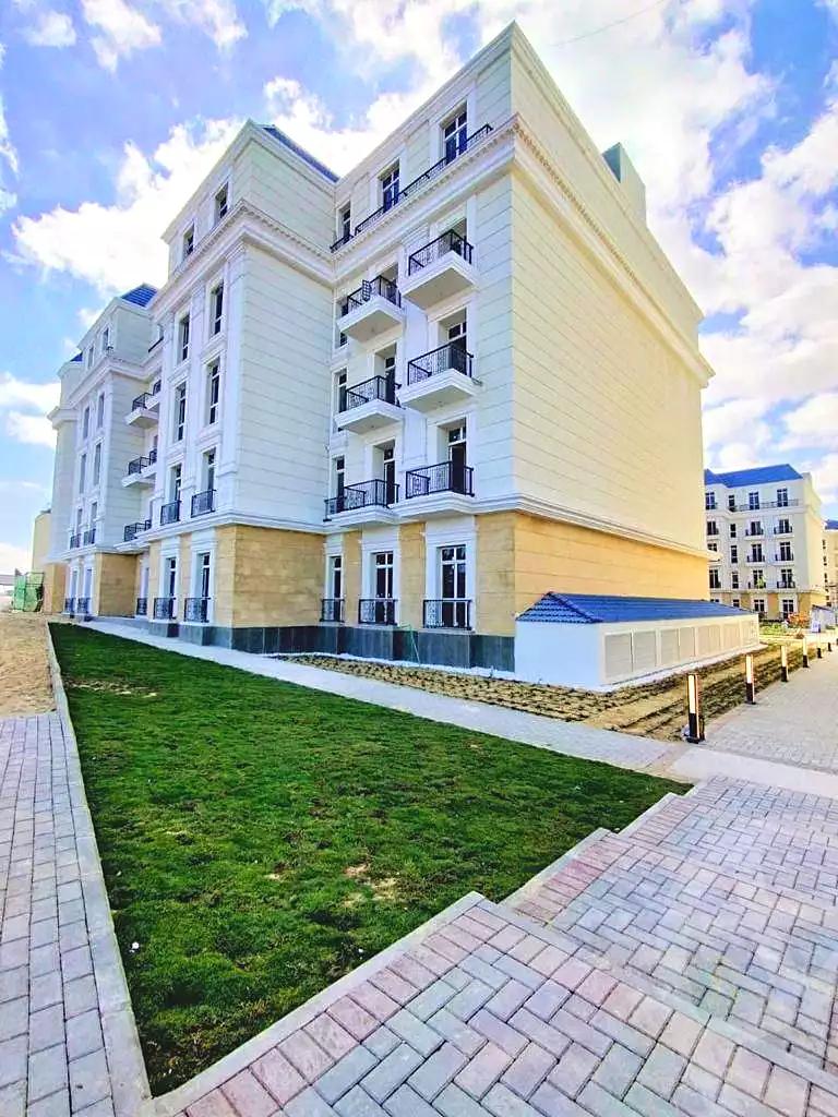 https://aqarmap.com.eg/en/listing/7129563-for-sale-north-coast-new-alamein-mntj-t-l-lmyn-ljdyd-latin-city-city-edge