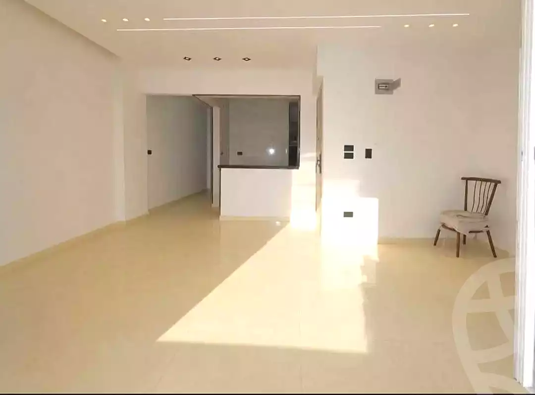 https://aqarmap.com.eg/ar/listing/7129621-for-sale-alexandria-sydy-bshr-sydy-bshr-bhry-mohamed-el-srafi-st.