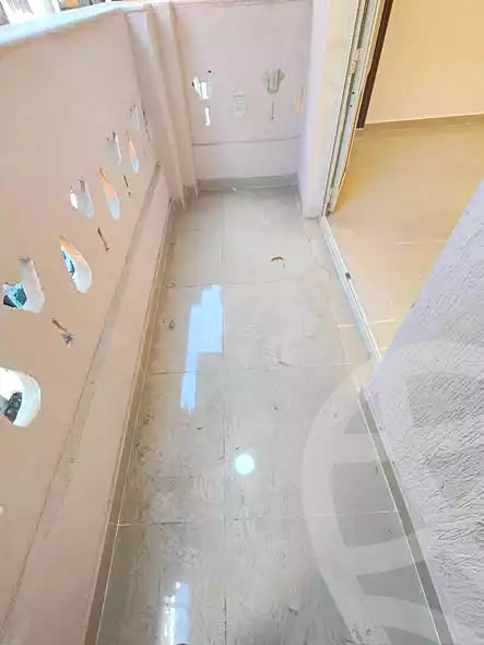 https://aqarmap.com.eg/en/listing/7129774-for-sale-alexandria-el-mandara-shr-jml-bd-lnsr