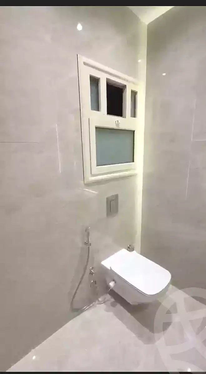 https://aqarmap.com.eg/ar/listing/7129863-for-sale-cairo-new-cairo-ganob-el-akadamiya-south-academy-a-saeed-ibn-zaid-st
