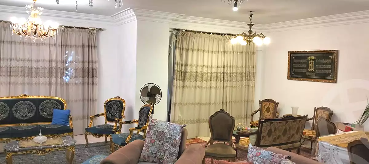 https://aqarmap.com.eg/en/listing/7129947-for-sale-cairo-new-cairo-first-settlement-mhwr-mstfy-kml