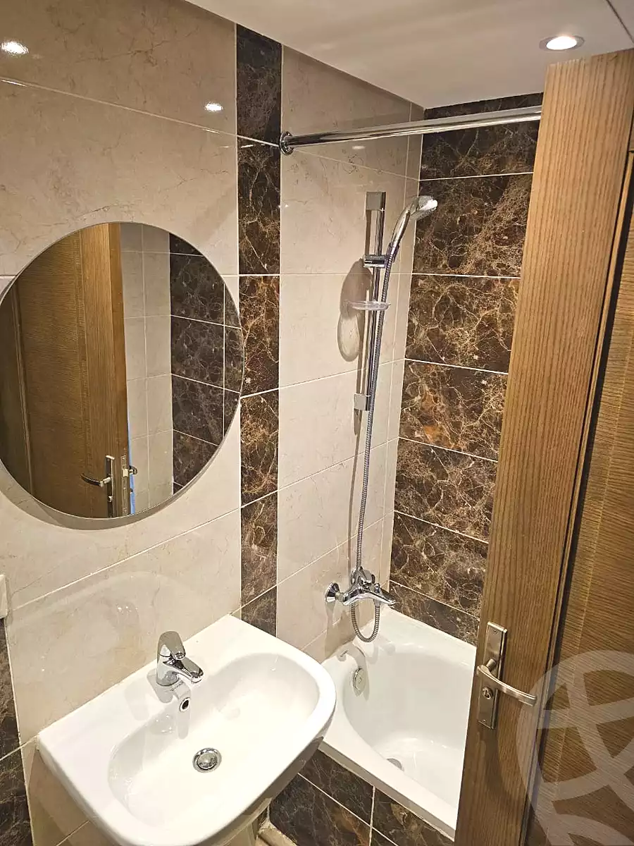 https://aqarmap.com.eg/en/listing/7130077-for-rent-cairo-new-cairo-compounds-porto-new-cairo-compound-amer-group