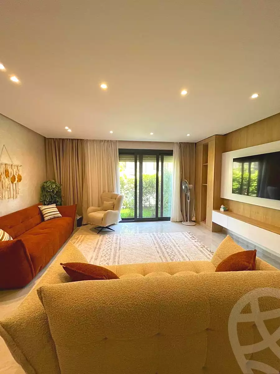 https://aqarmap.com.eg/ar/listing/7130108-for-sale-cairo-new-cairo-compounds-eastown-eastown-parks